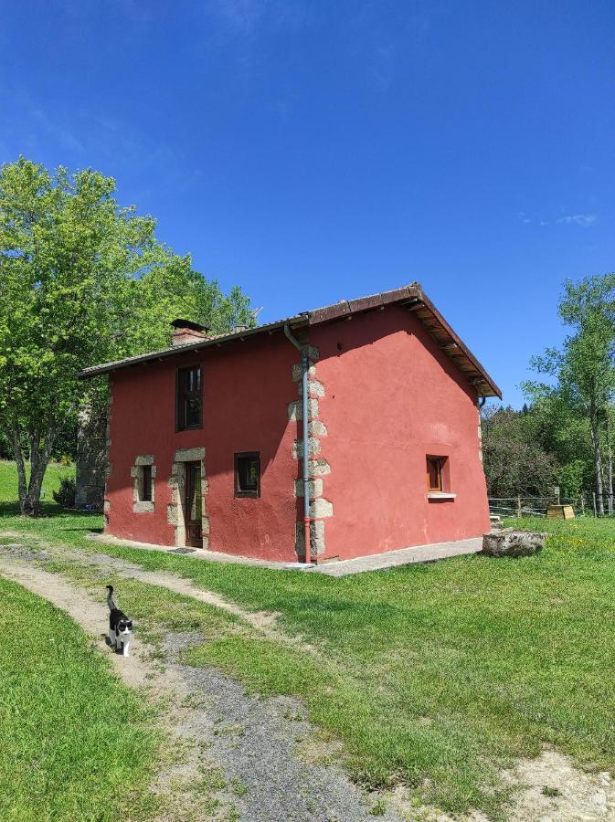 Gite La Roche Bertignat Exteriér fotografie