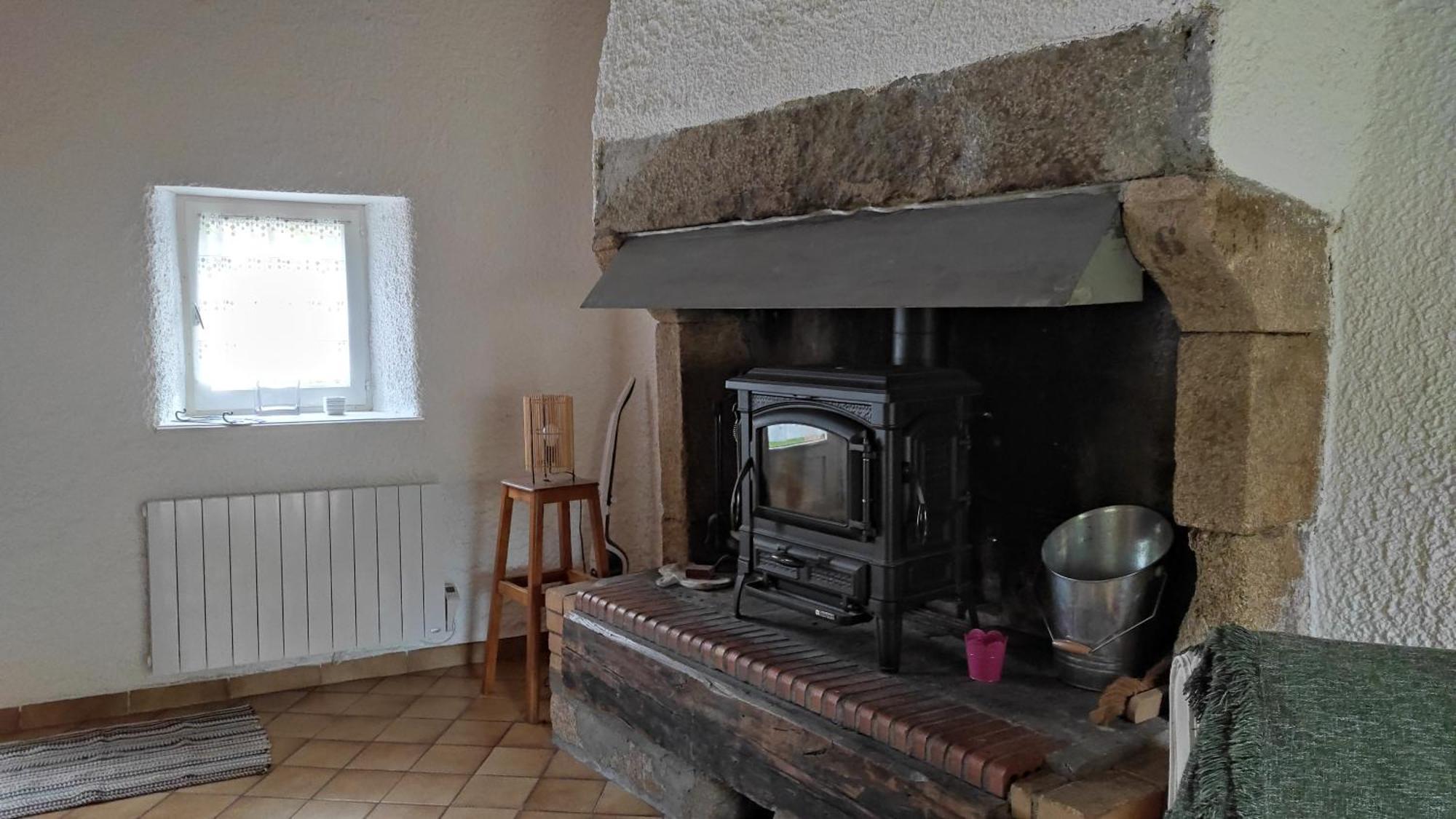 Gite La Roche Bertignat Exteriér fotografie